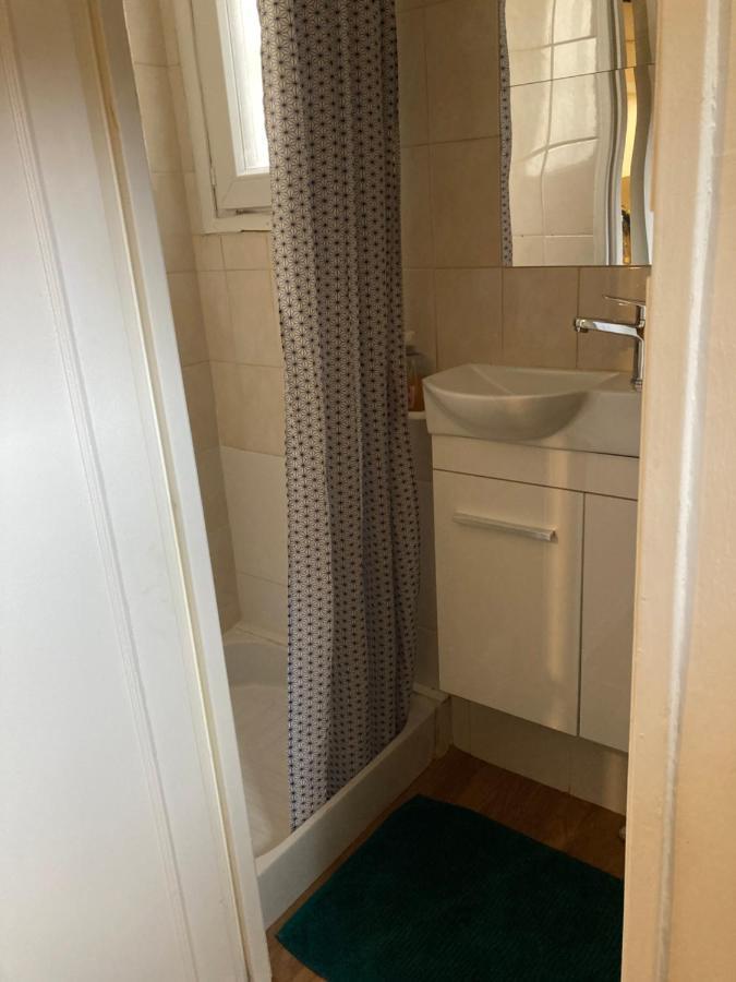 Une Chambre Chez Nous, A 12 Minutes De Paris Μαλακόφ Εξωτερικό φωτογραφία