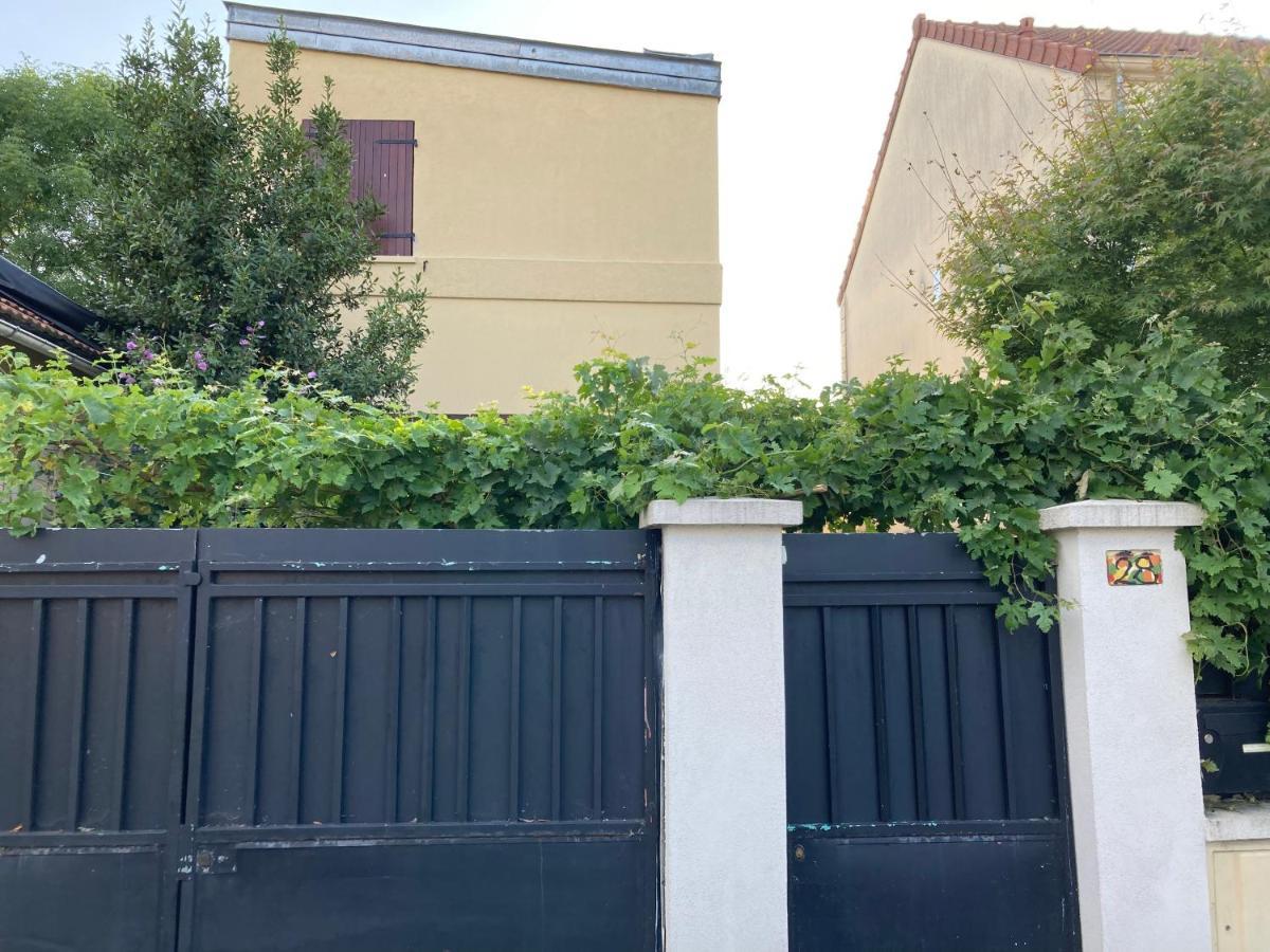 Une Chambre Chez Nous, A 12 Minutes De Paris Μαλακόφ Εξωτερικό φωτογραφία